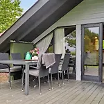 Ferienhaus Elisej - 100m From The Sea By Interhome *