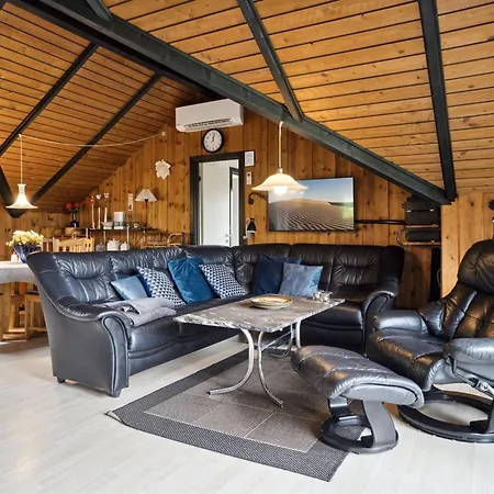 Holiday home Elisej - 100m From The Sea By Interhome Tranekaer