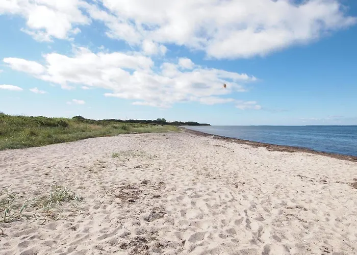 Nyaraló Elisej - 100m From The Sea By Interhome *