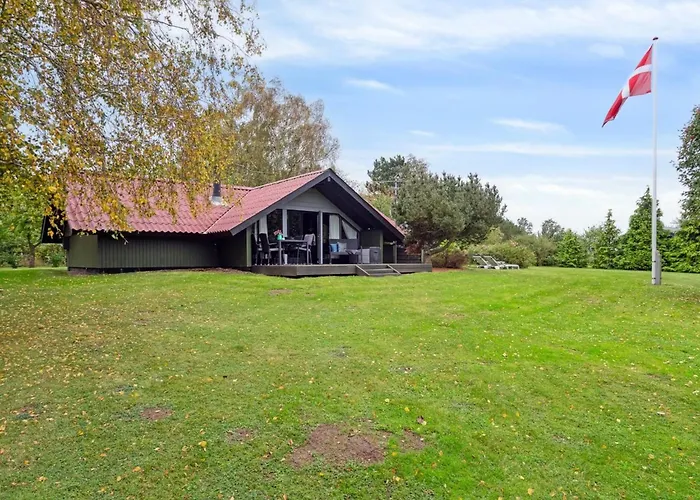 Elisej - 100m From The Sea By Interhome